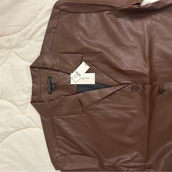 Vegan leather shirt - Picture 5 of 5